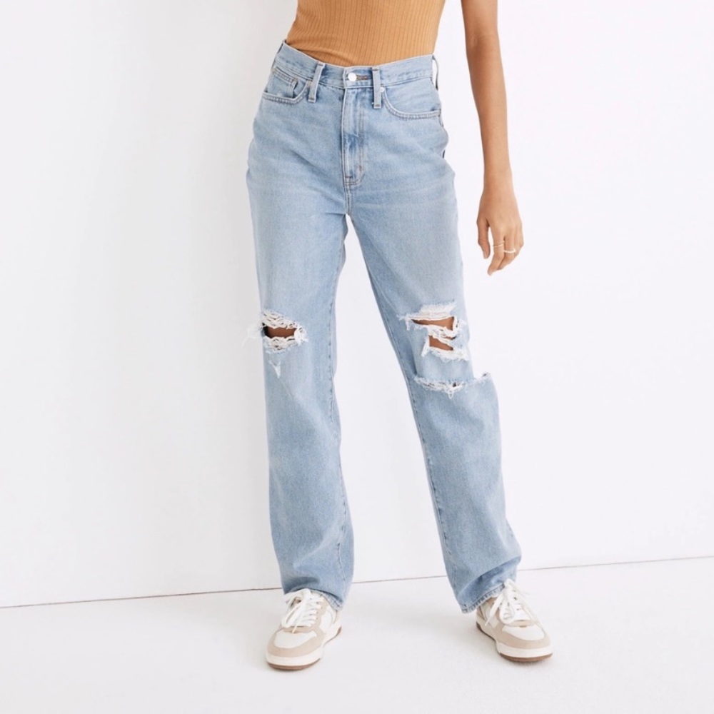 Madewell Baggy Straight Jeans in Earlhurst Wash: Ripped Edition 24